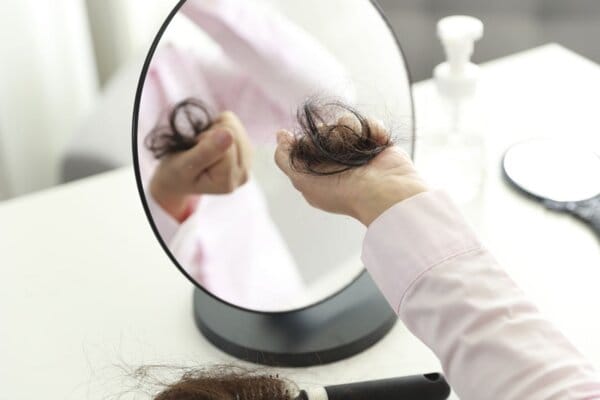 Спрете косопада с тези 2 съставки! Гъста, красива и здрава коса за стотинки!